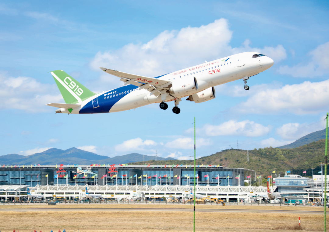 C919“一飛沖天”，我國(guó)商用飛機(jī)產(chǎn)業(yè)走通了三條路