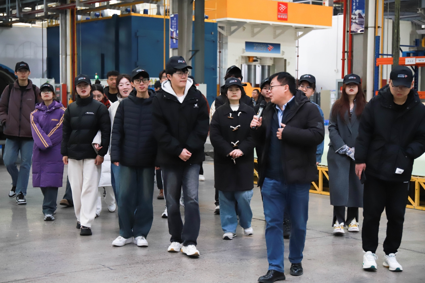 共赴夢想征途｜安泰復(fù)材成功舉辦首屆高校大學(xué)生冬令營活動